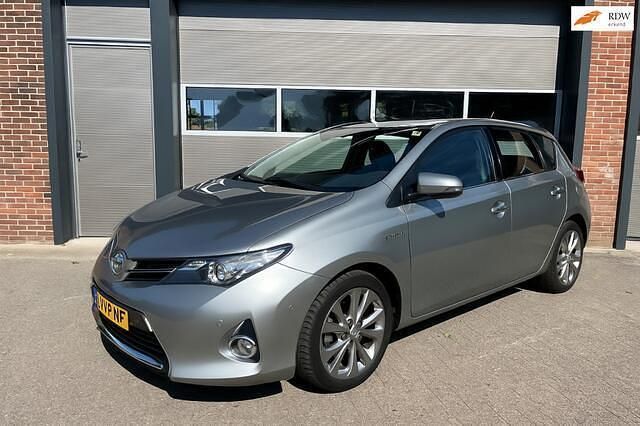 Grijs Gebruikt 2013 Toyota Auris Hatchback | € 10.995 (Eerlijke prijs) - Afbeelding 1/4