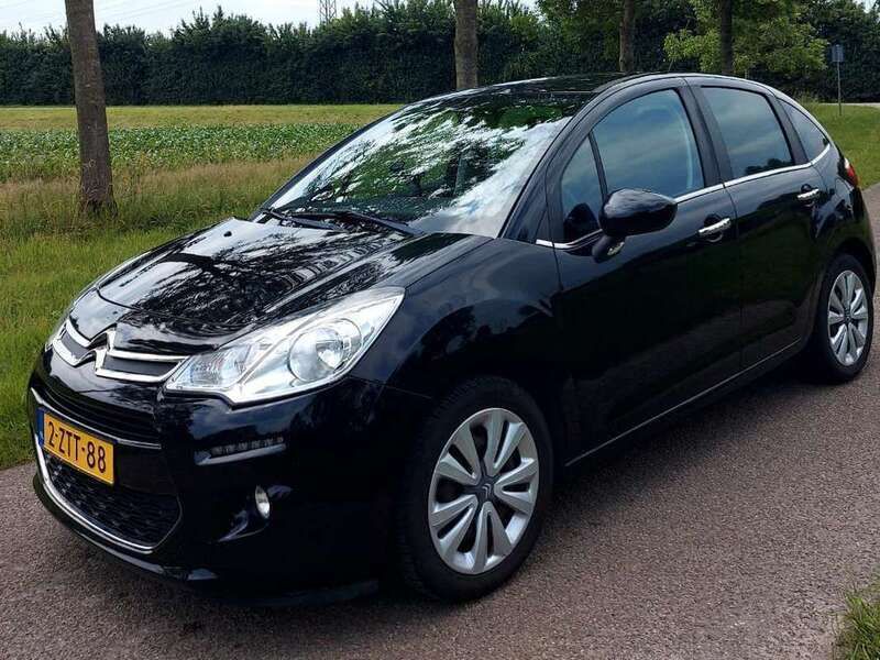 Zwart Gebruikt 2015 Citroën C3 Hatchback | € 5.850 (Eerlijke prijs) - Afbeelding 1/4