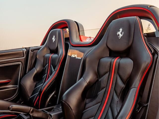 Occasion Ferrari 599 670 PK (492 kW) 2011 Rood (metallic) Cabriolet