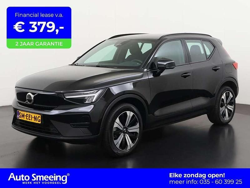 Black solid (stone) (019) Gebruikt 2022 Volvo XC40 SUV | € 29.895 (Super prijs) - Afbeelding 1/4