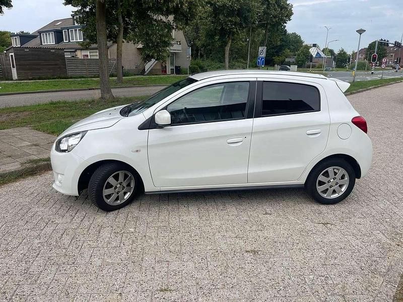 Wit Gebruikt 2013 Mitsubishi Space Star Intense Hatchback | € 4.999 (Eerlijke prijs) - Afbeelding 1/4