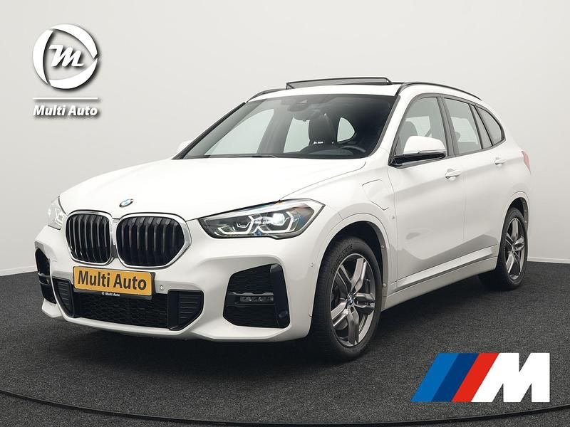 Wit Gebruikt 2021 BMW X1 M Sport SUV | € 28.930 (Goede deal) - Afbeelding 1/4