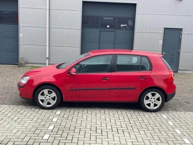 Occasion VW Golf IV 75 PK (55 kW) 2004 Rood Hatchback