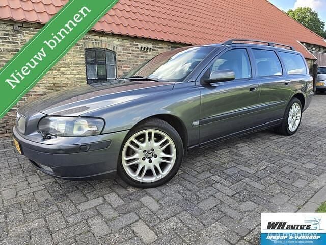 Grijs Gebruikt 2003 Volvo V70 Stationwagen | € 3.995 (Goede deal) - Afbeelding 1/4
