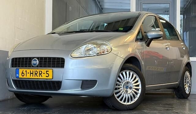 Grijs Gebruikt 2007 Fiat Grande Punto Active Hatchback | € 1.295 (Eerlijke prijs) - Afbeelding 1/4