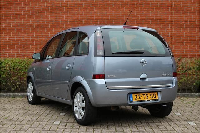 Occasion Opel Meriva Cosmo 105 PK (77 kW) 2007 Grijs MPV