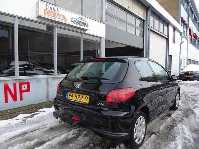 Occasion Peugeot 206 75 PK (55 kW) 2009 Zwart Hatchback