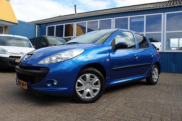 Blauw Gebruikt 2011 Peugeot 206+ Urban Move Hatchback | € 3.333 (Eerlijke prijs) - Afbeelding 1/4