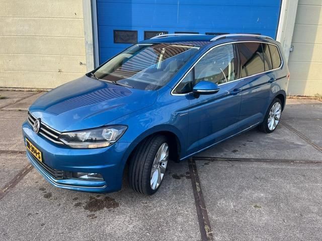Blauw Gebruikt 2015 VW Touran Highline MPV | € 10.999 (Duur) - Afbeelding 1/4