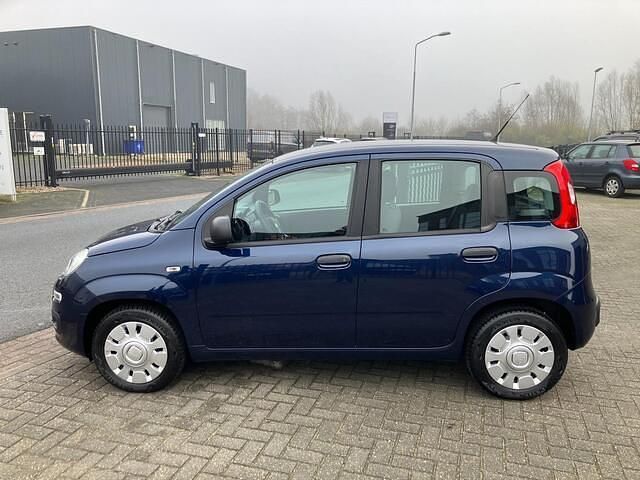 Occasion Fiat Panda Pop Star 69 PK (50 kW) 2018 Blauw (metallic) Hatchback