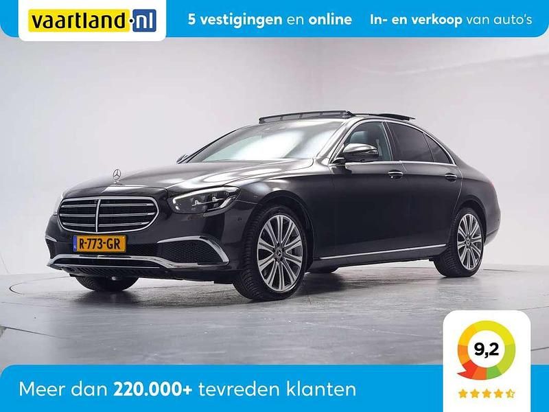Grijs Gebruikt 2022 Mercedes E450 Exclusive Sedan | € 64.945 - Afbeelding 1/4