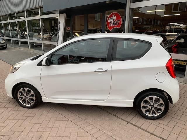 Occasion Kia Picanto 86 PK (63 kW) 2012 Wit Hatchback