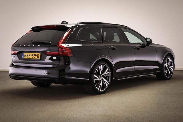 Occasion Volvo V90 Ultimate 350 PK (257 kW) 2022 Zwart Stationwagen