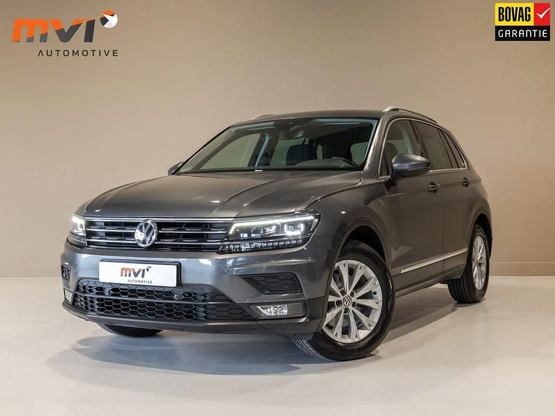 Grijs Gebruikt 2017 VW Tiguan Comfortline SUV | € 18.000 (Eerlijke prijs) - Afbeelding 1/3