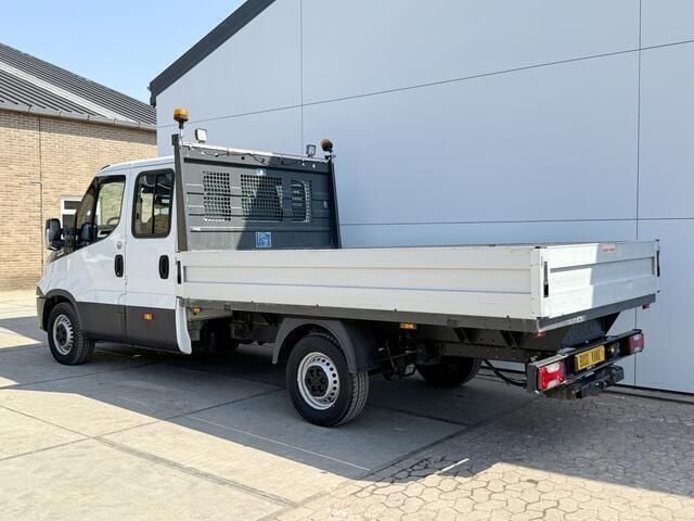 Wit Gebruikt 2018 Iveco Daily Van | € 22.900 - Afbeelding 1/4