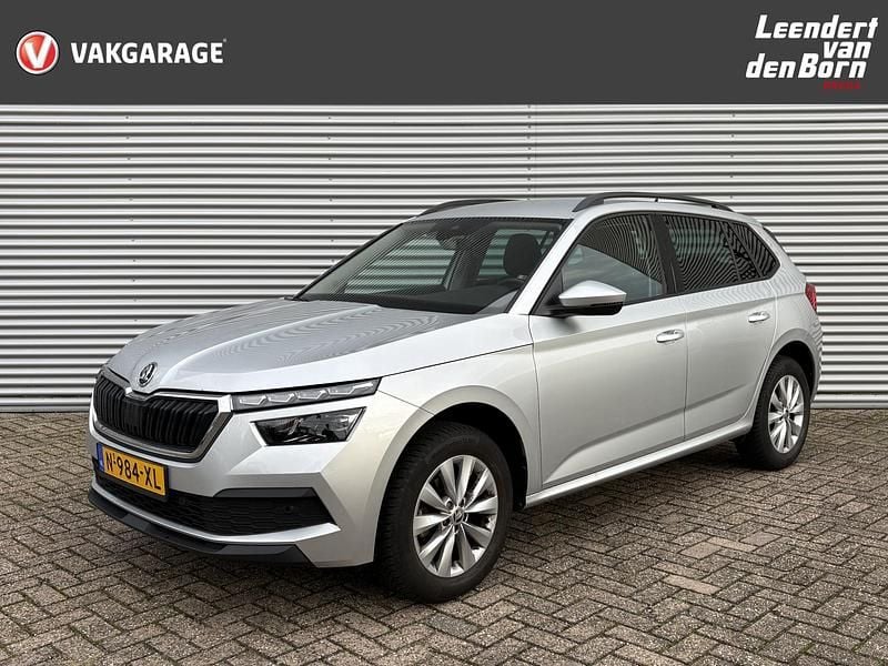 Grijs (metallic) Gebruikt 2022 Skoda Kamiq Business Line SUV | € 21.495 (Super prijs) - Afbeelding 1/4