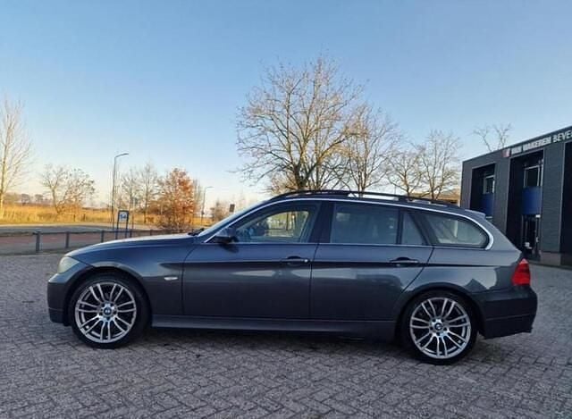 Occasion BMW 325 Executive 218 PK (160 kW) 2006 Grijs Stationwagen