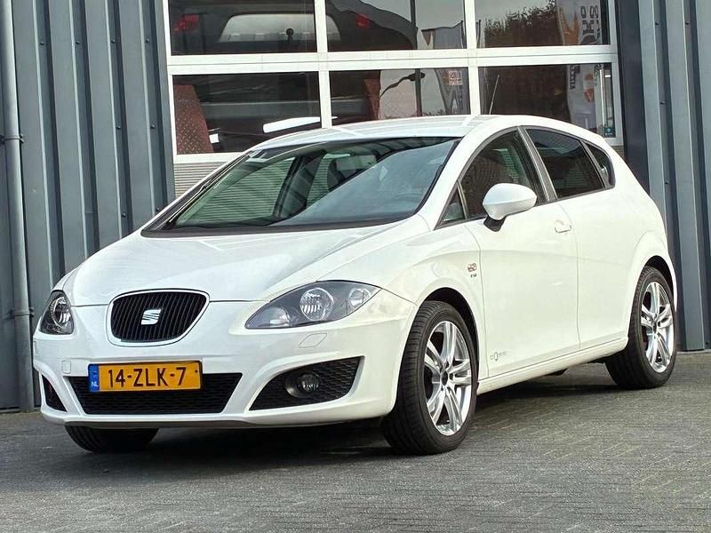 Wit Gebruikt 2013 Seat Leon Copa Hatchback | € 3.999 (Super prijs) - Afbeelding 1/4