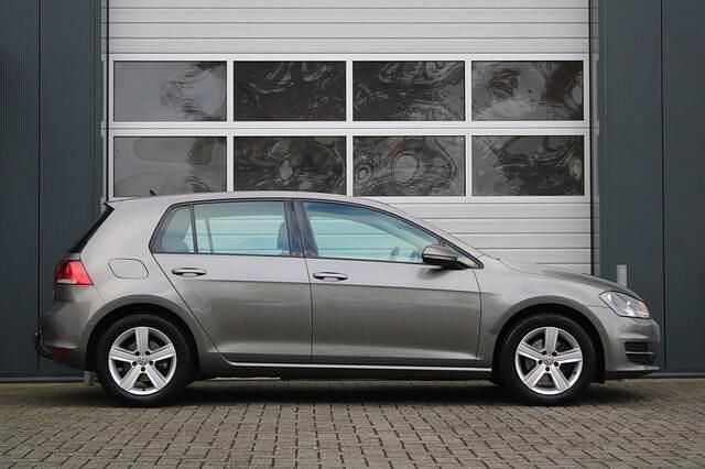 Grijs Gebruikt 2013 VW Golf VII Comfortline Hatchback | € 7.499 (Super prijs) - Afbeelding 1/3