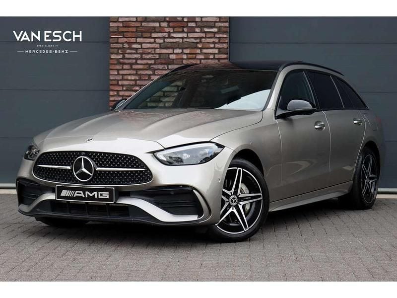 Occasion Mercedes C300 AMG line 2023 Zilver Stationwagen