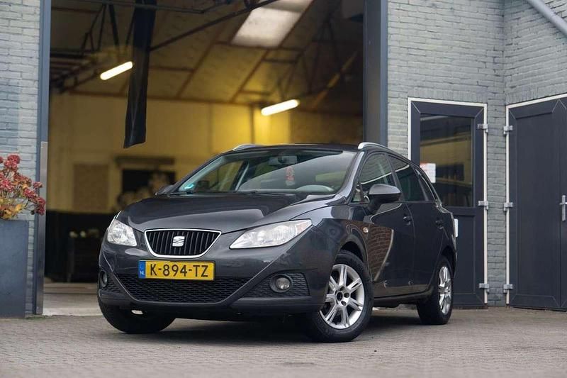 Zwart (metallic) Occasion 2011 Seat Ibiza ST Style Stationwagen | € 2.950 (Goede deal) - Afbeelding 1/4