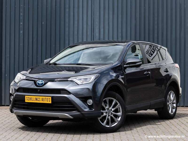 Grijs, metallic lak Gebruikt 2017 Toyota RAV4 Hybrid SUV | € 25.950 (Goede deal) - Afbeelding 1/4
