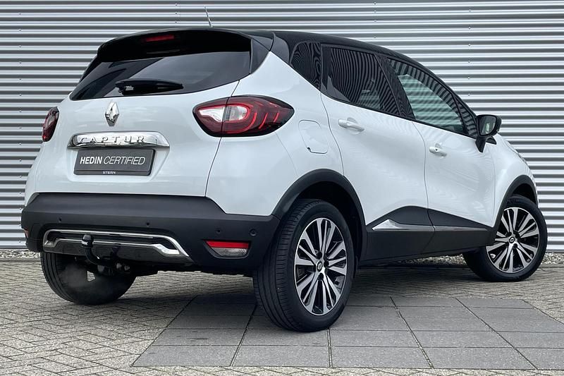 Occasion Renault Captur Initiale Paris 120 PK (88 kW) 2018 Twotone blanc nacré / noir et SUV