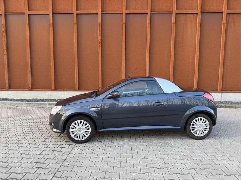 Occasion Opel Tigra Sport 125 PK (91 kW) 2006 Blauw Cabriolet