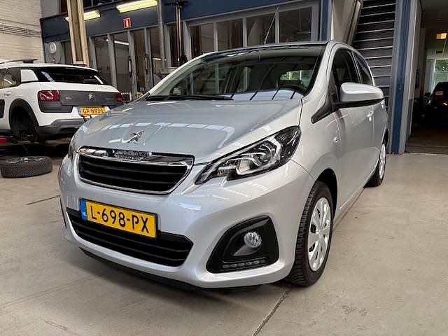 Occasion Peugeot 108 Active 72 PK (52 kW) 2021 Grijs Hatchback