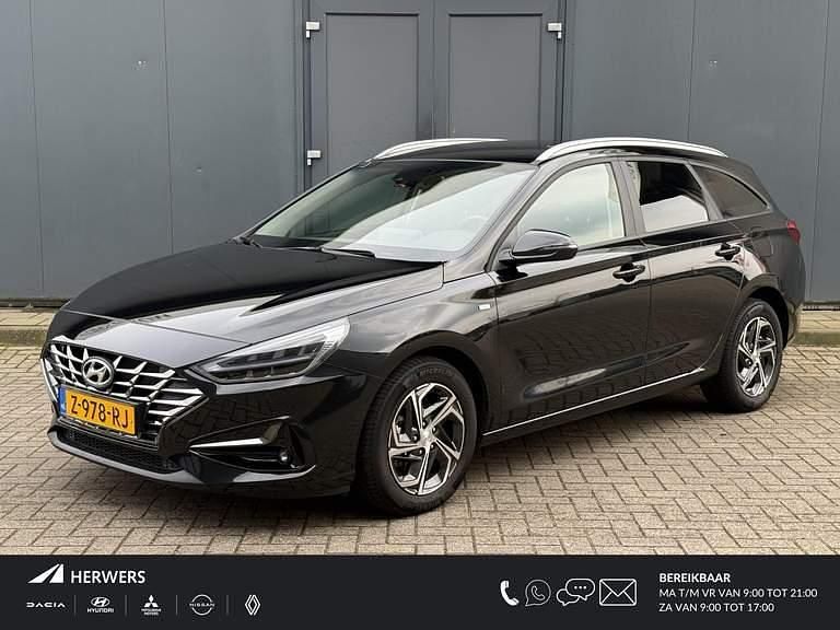 Occasion Hyundai i30 Comfort 119 PK (87 kW) 2024 Abyss black Stationwagen