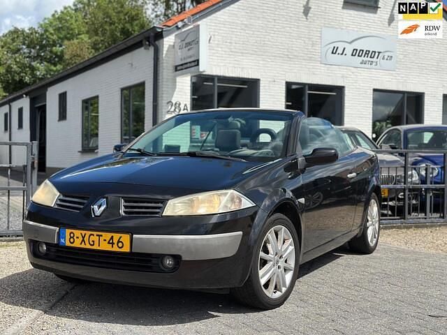 Zwart Gebruikt 2004 Renault Mégane Cabriolet Authentique Cabriolet | € 999 (Eerlijke prijs) - Afbeelding 1/4