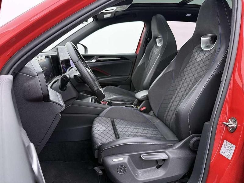 Occasion VW Tiguan Business 150 PK (110 kW) 2024 Rood SUV