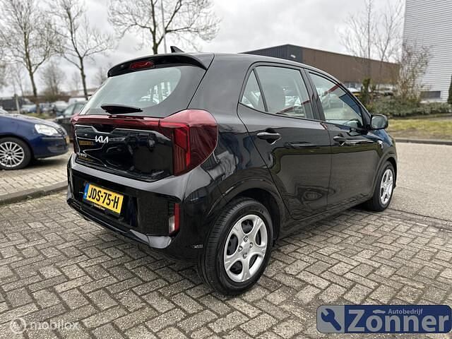Occasion Kia Picanto 63 PK (46 kW) 2025 Zwart Hatchback