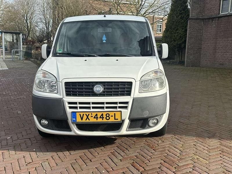 Occasion Fiat Doblò 103 PK (75 kW) 2007 Wit MPV