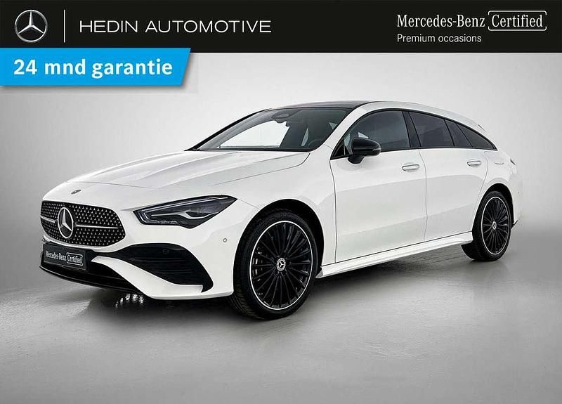 Wit Gebruikt 2024 Mercedes CLA250e Shooting Brake AMG line Stationwagen | € 42.900 (Iets duurder) - Afbeelding 1/3