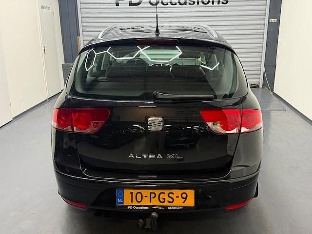 Occasion Seat Altea XL Reference 125 PK (91 kW) 2010 Zwart MPV