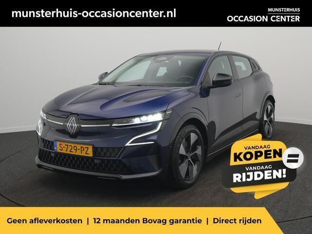 Blauw metallic Gebruikt 2023 Renault Mégane Evolution Hatchback | € 26.500 (Goede deal) - Afbeelding 1/4
