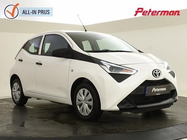 Wit Gebruikt 2021 Toyota Aygo Hatchback | € 11.899 (Eerlijke prijs) - Afbeelding 1/4