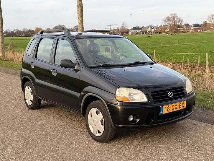 Occasion Suzuki Ignis 83 PK (61 kW) 2001 Zwart Hatchback