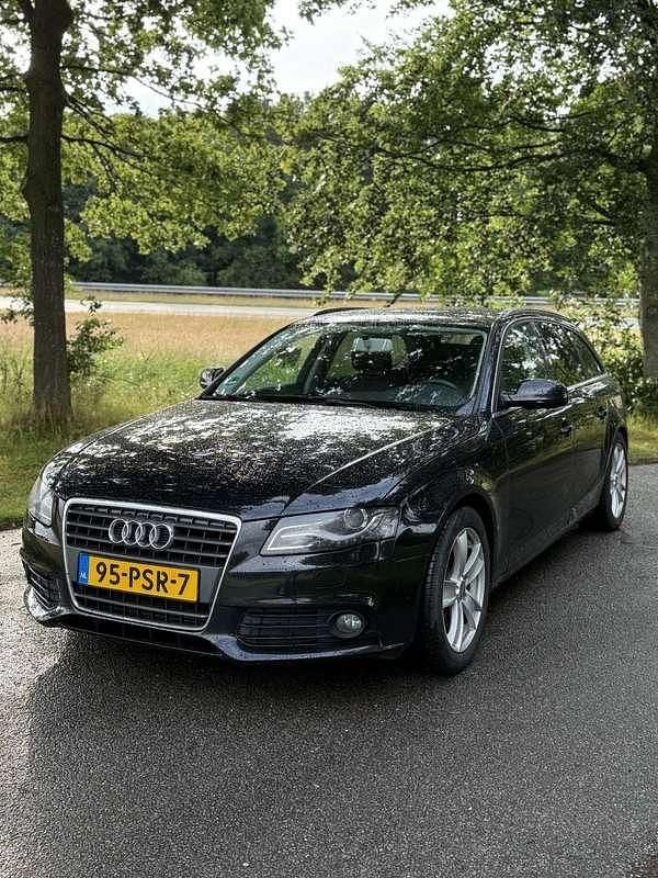Gebruikt 2011 Audi A4 Stationwagen | € 4.500 (Goede deal) - Afbeelding 1/4