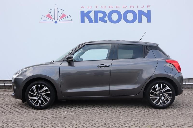 Occasion Suzuki Swift Style 83 PK (61 kW) 2023 Grijs Hatchback