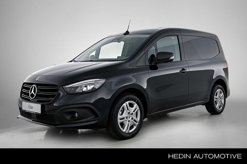 Zwart Gebruikt 2024 Mercedes Citan 112 Van | € 30.500 (Super prijs) - Afbeelding 1/4