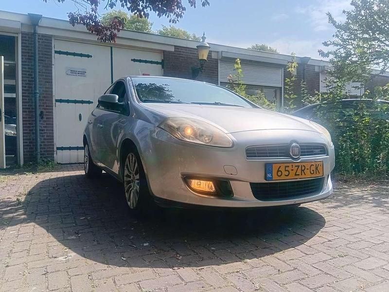 Occasion Fiat Bravo 120 PK (88 kW) 2008 Zilver Hatchback