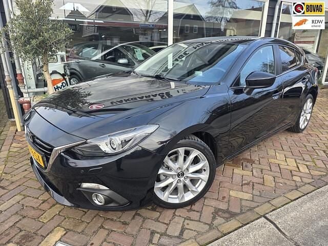 Zwart Occasion 2014 Mazda 3 Hatchback | € 10.950 (Eerlijke prijs) - Afbeelding 1/4