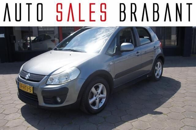 Grijs Gebruikt 2009 Suzuki SX4 Exclusive MPV | € 4.490 (Eerlijke prijs) - Afbeelding 1/4