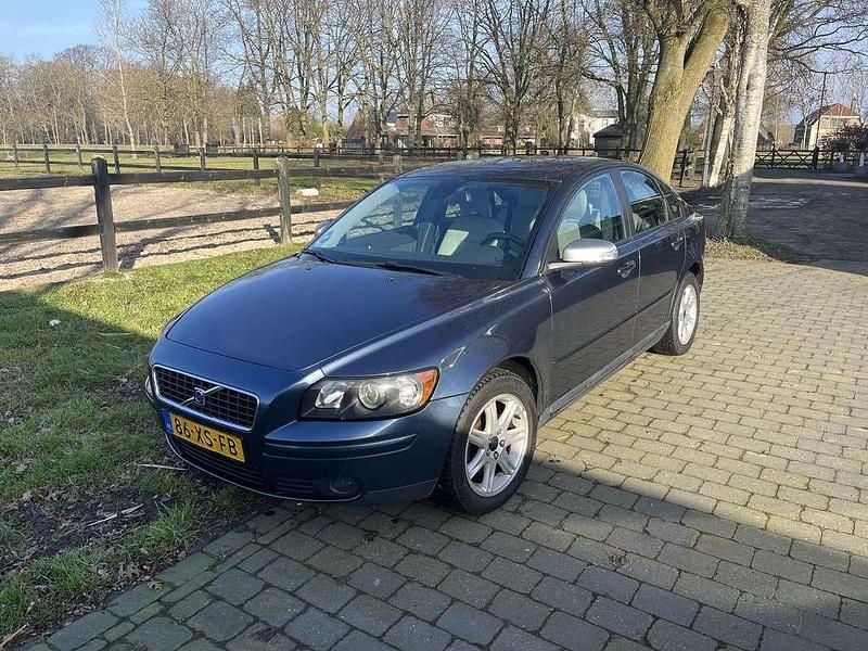 Blauw Occasion 2007 Volvo S40 Sedan | € 3.000 (Eerlijke prijs) - Afbeelding 1/4