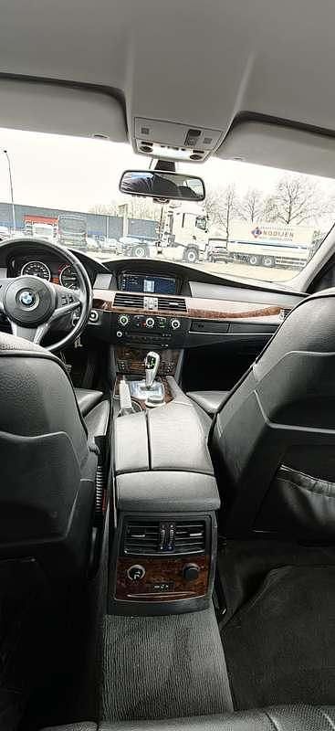 Occasion BMW 530 235 PK (172 kW) 2007 Zwart Sedan