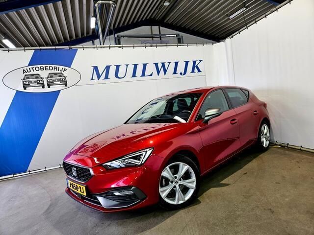 Rood Gebruikt 2020 Seat Leon FR Hatchback | € 20.900 (Iets duurder) - Afbeelding 1/4