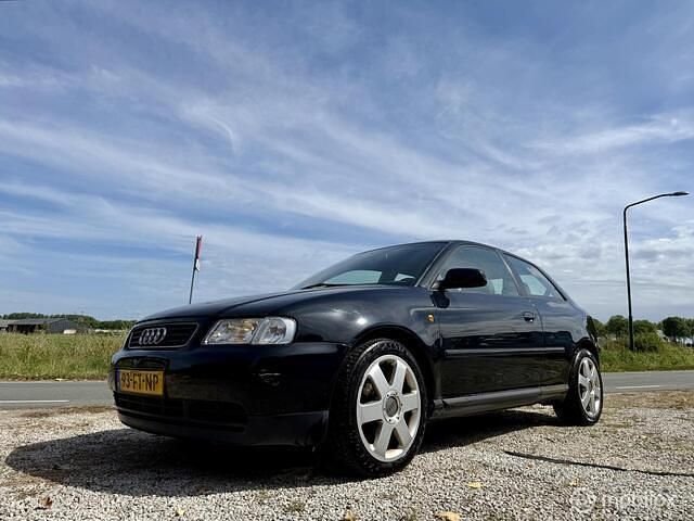 Zwart Gebruikt 2000 Audi A3 Ambiente Hatchback | € 1.195 (Goede deal) - Afbeelding 1/4