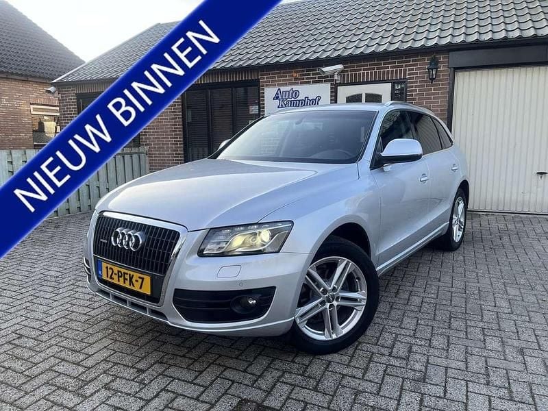 Grijs Occasion 2011 Audi Q5 Proline SUV | € 10.950 (Eerlijke prijs) - Afbeelding 1/4